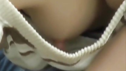 Kurus Oriental pemijat memungkinkan bokep jepang durasi pendek anda untuk menjelajah tubuhnya yang telanjang